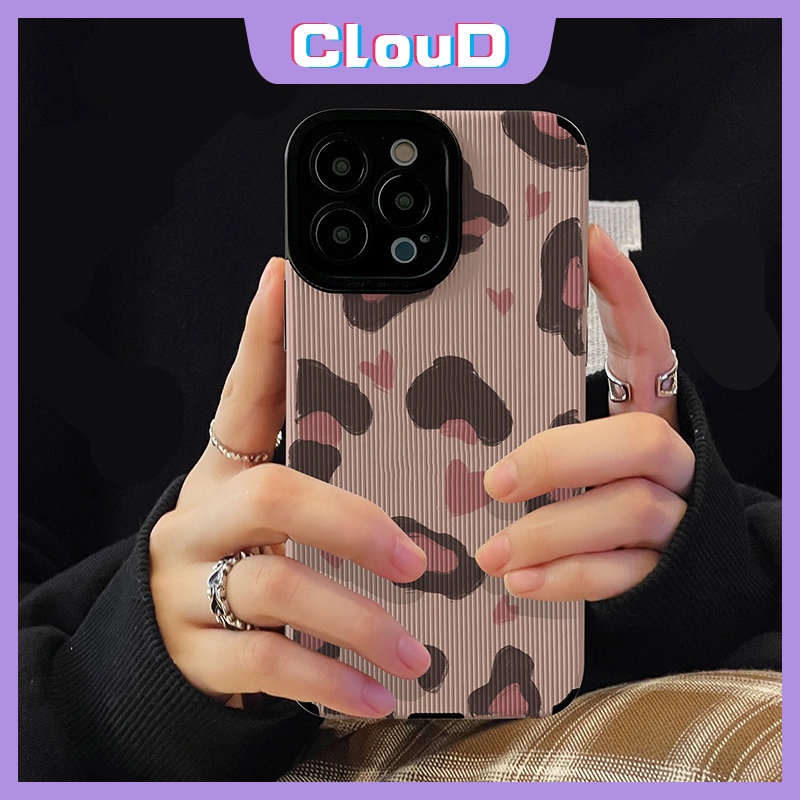 IPHONE Ins Cinta Hati Shockproof Case Kompatibel Untuk Iphone11 13 12 14 Pro MAX 7Plus XR X XS Max7 8 Plus Merek Trendi Leopard Jahitan Kontras Penutup Tekstur Kulit