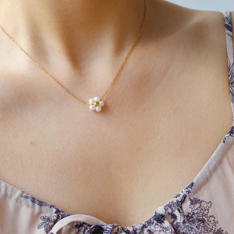 Kalung titanium Anti Karat Wanita Tenun Tangan Mutiara Bunga Rantai Tulang Selangka Tidak Luntur