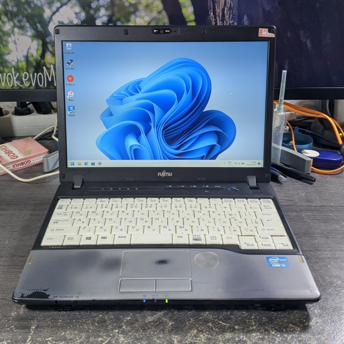 Fujitsu P702/F Ram 16gb i5 3340M Laptop 12.1" X Toshiba Asus Msi Acer