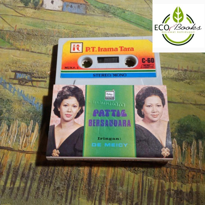 Ecobooks - Kaset Pattie bersaudara