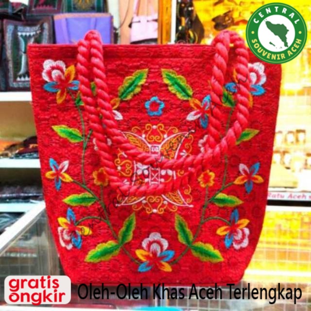 TAS RAJUT KAIN MOTIF PINTU ACEH