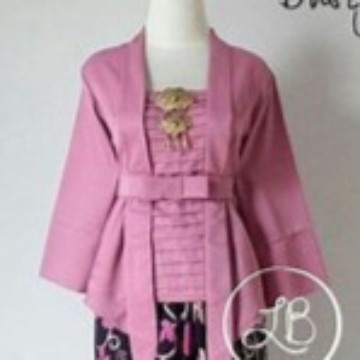 

New Trend Bisa COD Kebaya Modern Kutu Baru Balotelli - DUSTY PINK, UKURAN L