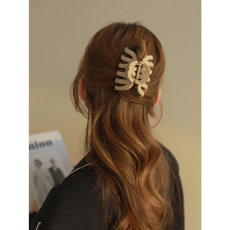 Korea 9cm Matte Plastik Jepit Rambut Hair Claw Woman Daily Fashion Hair Clip Ponytail Holder Aksesoris Rambut