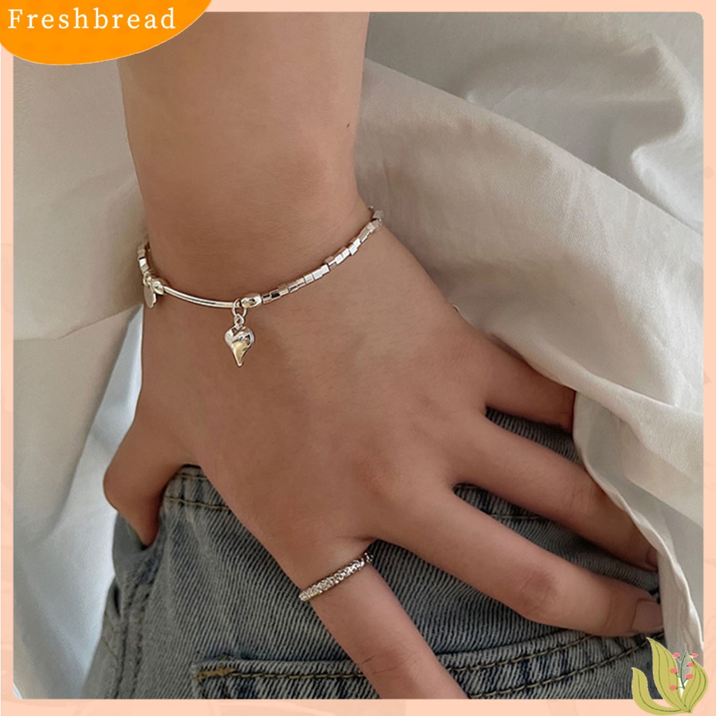 &lt; Freshbread &gt; Gelang Rantai Kepribadian Anti-Alergi Hadiah Valentine Warna Perak Cinta Hati Liontin Pasangan Gelang Perhiasan Aksesori