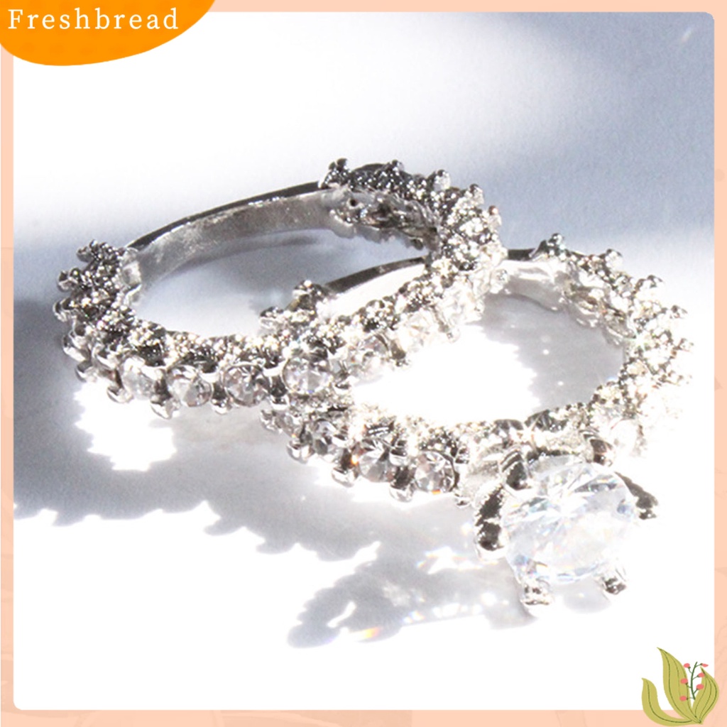 &lt; Freshbread &gt; 1pasang Cincin Wanita Full Berlian Imitasi Hias Tidak Luntur Ringan Simetris Pernikahan Circlet Untuk Ulang Tahun