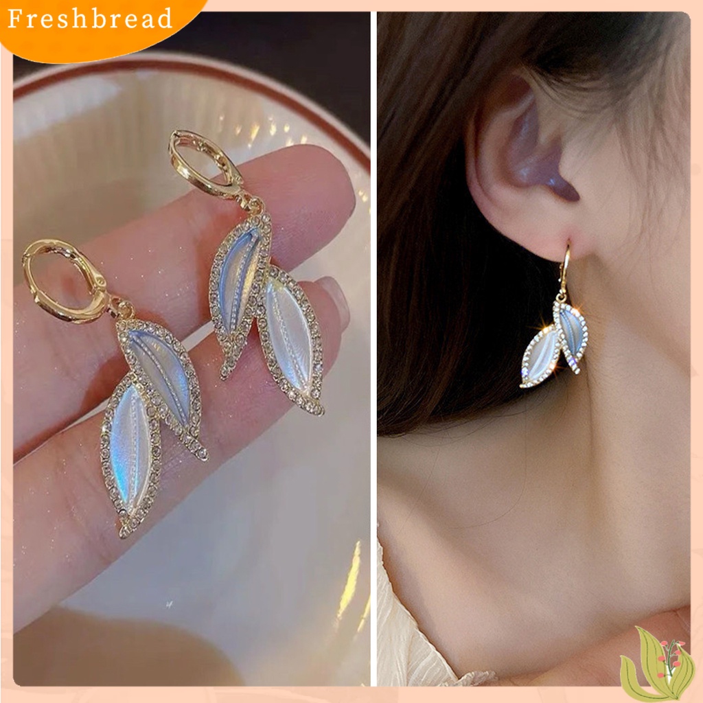 {In Stock} 1pasang Anting Menjuntai Gaya Retro Elegan Temperamen Hadiah Berkilau Berlian Imitasi Daun Biru Wanita Drop Earrings Perhiasan Aksesoris