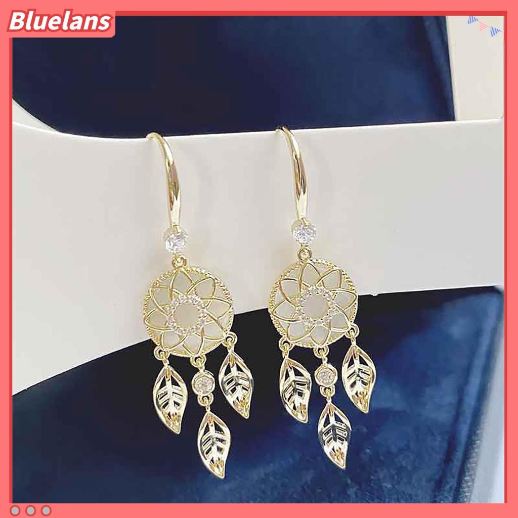 {In Stock} 1pasang Liontin Anting Geometris Berongga Keluar Glitter Dreamcatcher Bentuk Temperamen Daun Rumbai Berlian Imitasi Anting Perhiasan Aksesori