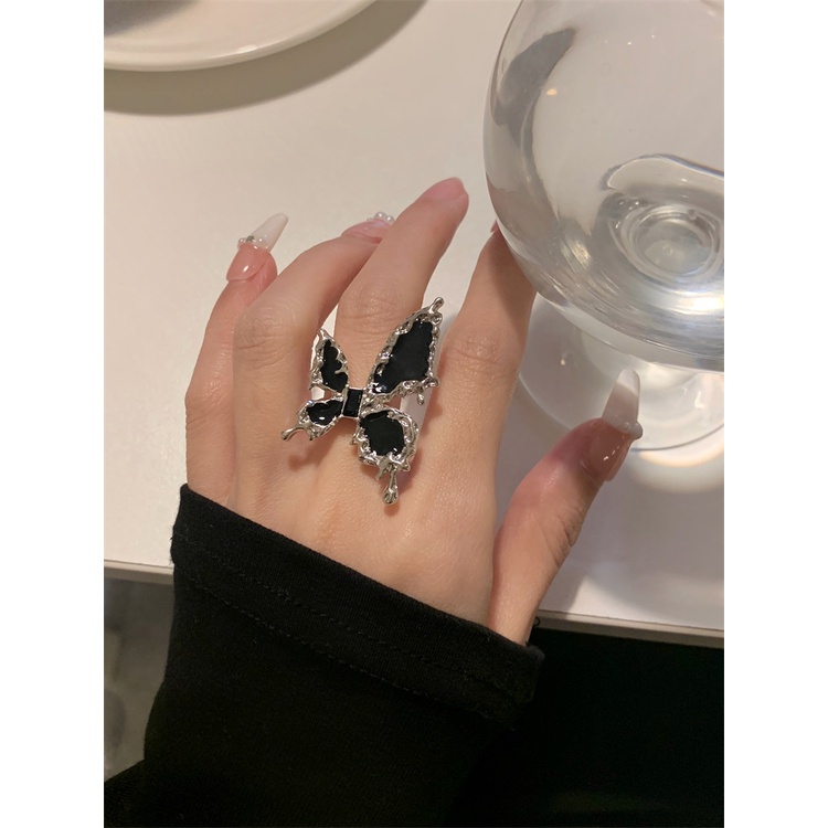 Cincin Pembukaan Kupu-Kupu Hitam Kepribadian Fashion Cahaya Mewah Aksesoris Tangan