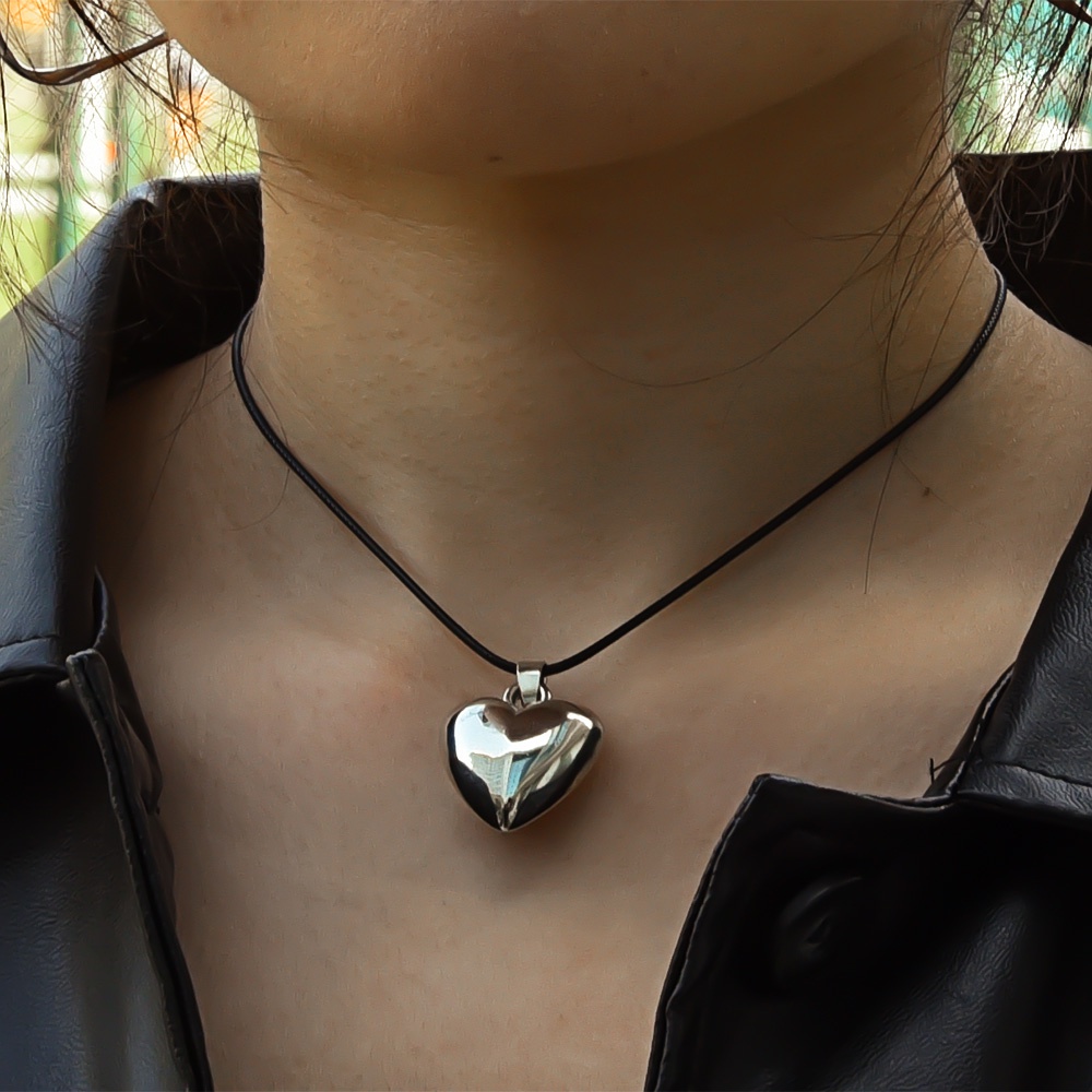 Women Gothic Pearl Heart Layered Pendant Necklace/Ladies Simple Charm Necklaces/Kalung Klavikula Elegan/Kalung Rantai Pantai Kepribadian Perempuan/Kalung Choker Populer