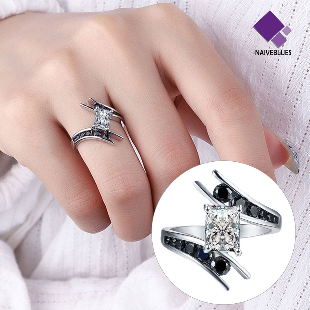 &lt; Naiveblues &gt; Hias Berlian Imitasi Hitam Wanita Cincin Pengerjaan Halus Square Zirconia Spiral Ring Jewelry