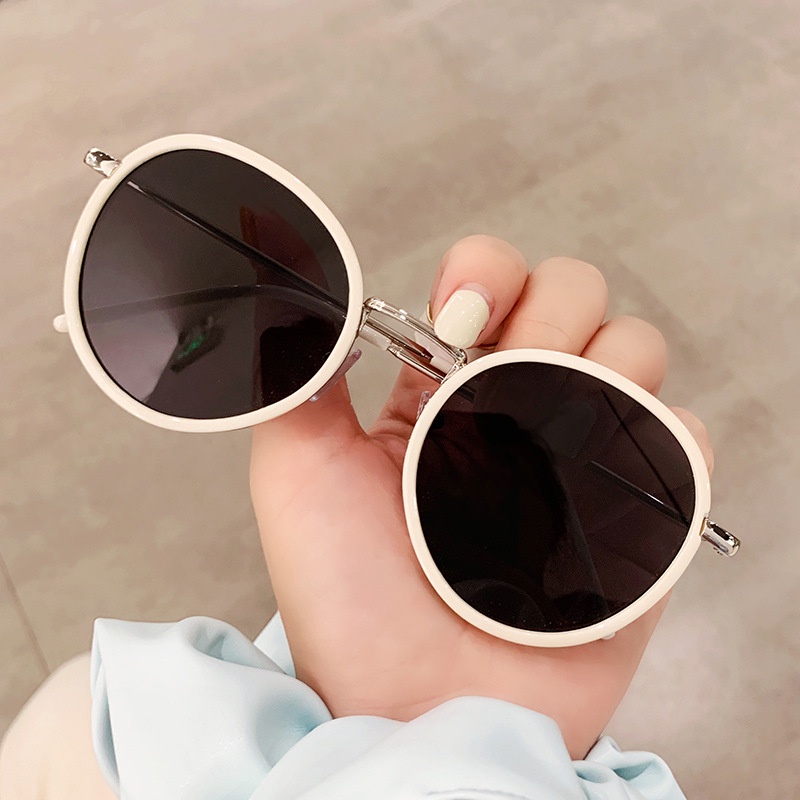 (YUZHU) Vintage Bingkai Bulat INS Gaya Kacamata Hitam Korea Fashion Bingkai Logam Kerai Sunglasses Untuk Wanita