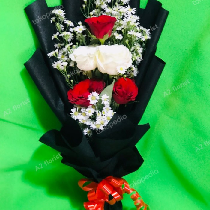 [SC] buket bunga wisuda | bunga mawar asli | bucket | hand bouquet | Bogor