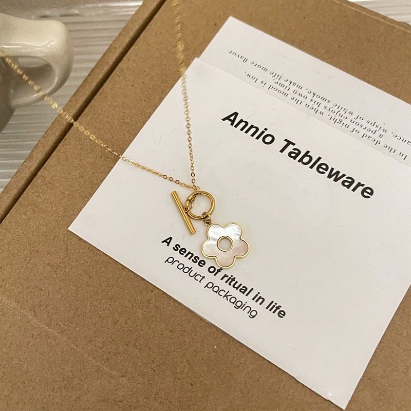 Kalung Geometris Kubus Bunga Bahan Alloy Korea Untuk Wanita
