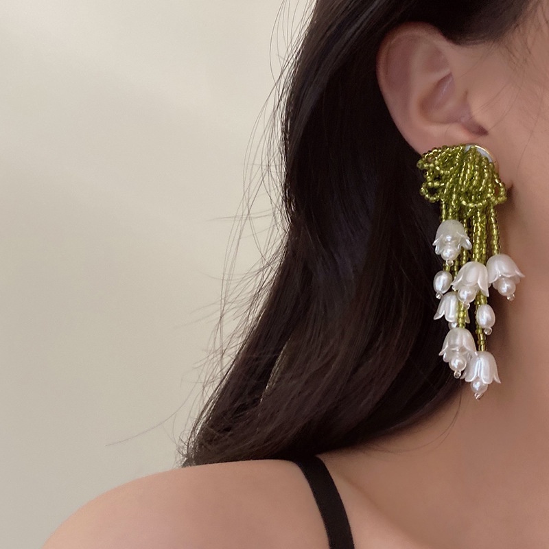 Deartiara French Vintage Manik-Manik Hijau Putih Lily of The Valley Bunga Anting Rumbai, Desain Niche Perempuan, Anting Mode Kelas Atas