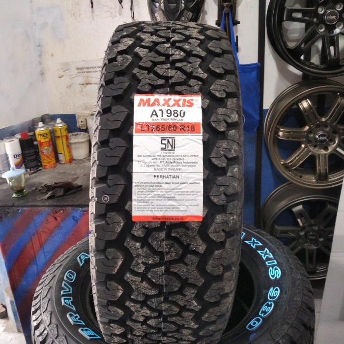 ban maxxis ring 18 standar pajero fortuner type bravo at