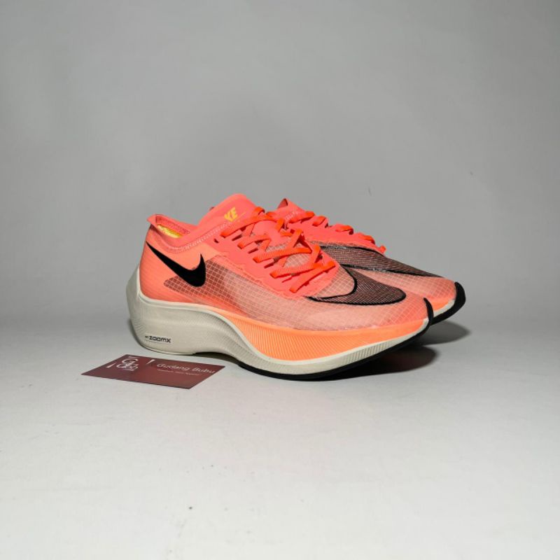 Sneakers ZoomX Vaporfly Next Bright Mango Orange 100% USING CARBON PLATE SYSTEM Sepatu SK9