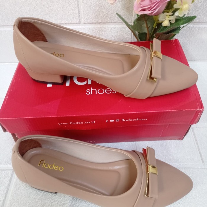 Sepatu pantofel wanita FLD PCA