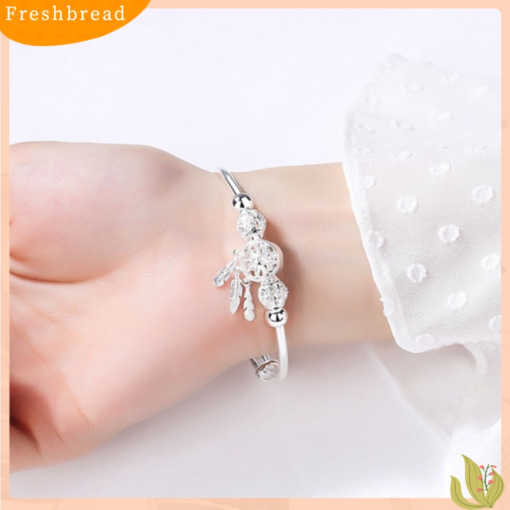 &lt; Freshbread &gt; Wanita Gelang Bentuk Lingkaran Manik Bulat Elegan Dipoles Mudah Cocok Dengan Warna Silver Keadaan Yang Dapat Disesuaikan Keadaan Yang Dapat Disesuaikan Bulu Rumbai Lady Bangle Hadiah