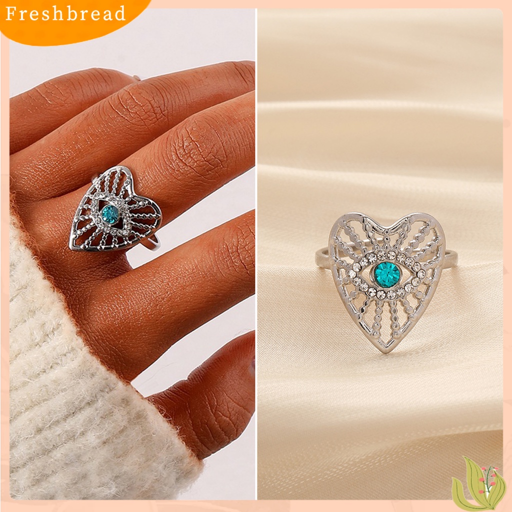 &lt; Freshbread &gt; Cincin Perempuan Bentuk Hati Berlian Imitasi Poles Hypoallergenic Electroplating Dress Up Perhiasan Aksesori Wanita Sederhana Berongga Pembukaan Cincin Untuk Pesta,