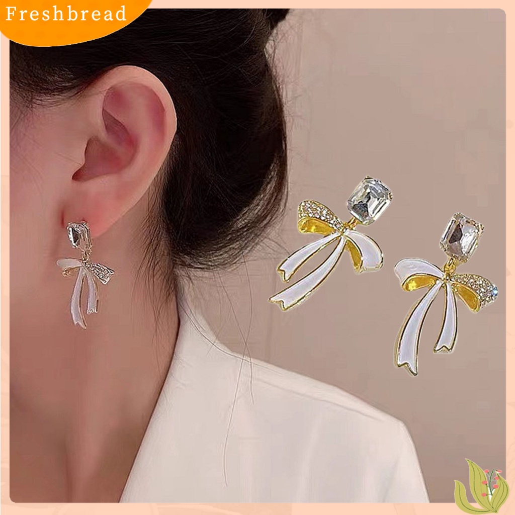 &lt; Freshbread &gt; 1pasang Anting Menjuntai Berlian Imitasi Mengkilap Hias Berkilau Temperamen Geometris Wanita Pita Busur Stud Anting Pesta Perhiasan Hadiah Untuk Pernikahan