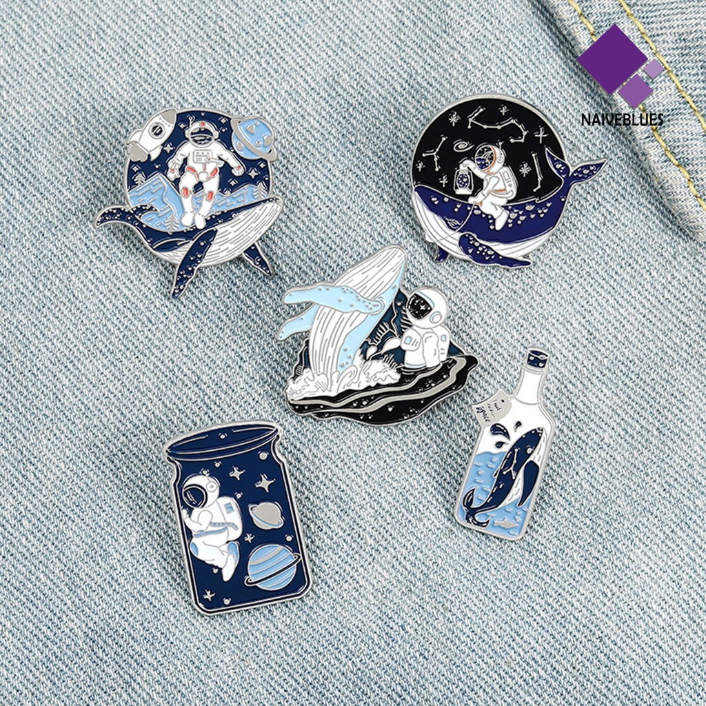 &lt; Naiveblues &gt; Kartun Astronot Whale Planet Drifting Wishing Bottle Lapel Pin Badge