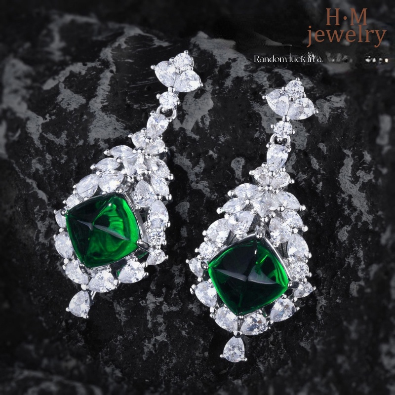 S925 Perak Vintage Emerald Diamond Stud Earrings Wanita Mewah Hijau Kristal Anting Panjang