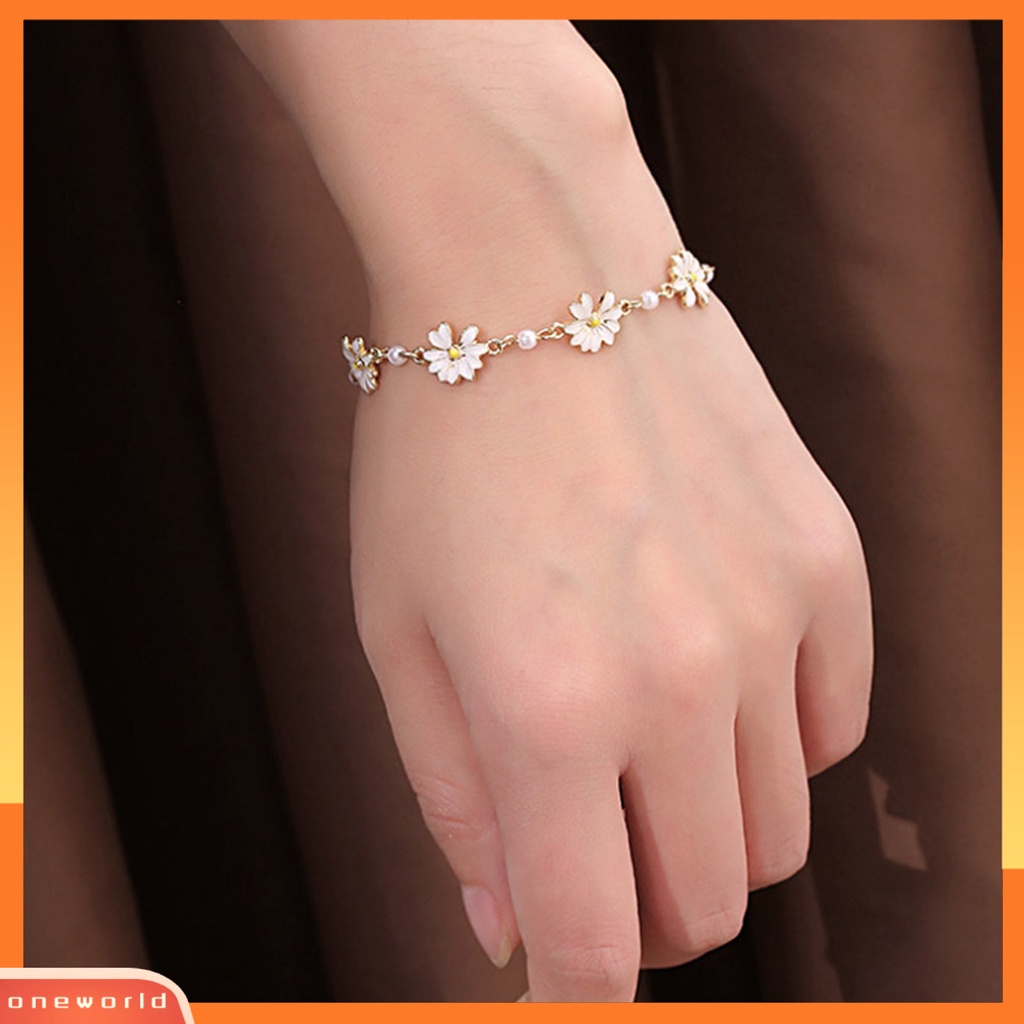 [EONE] Wanita Gelang Kecil Mutiara Imitasi Emas Ekstensi Rantai Elegan Temperamen Paduan Bunga Putih Pesona Wanita Bangle Fashion Perhiasan