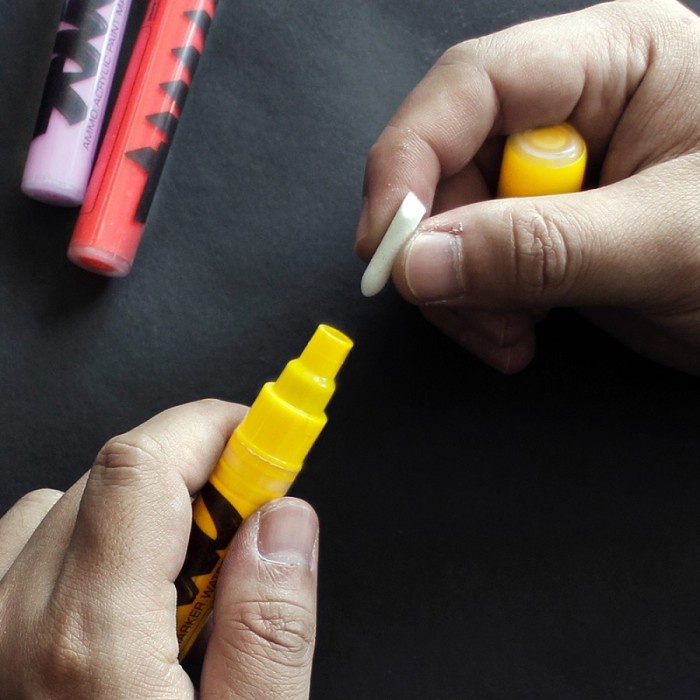 

Ammo Acrylic Marker 2-5mm - AM2-15 PEACH