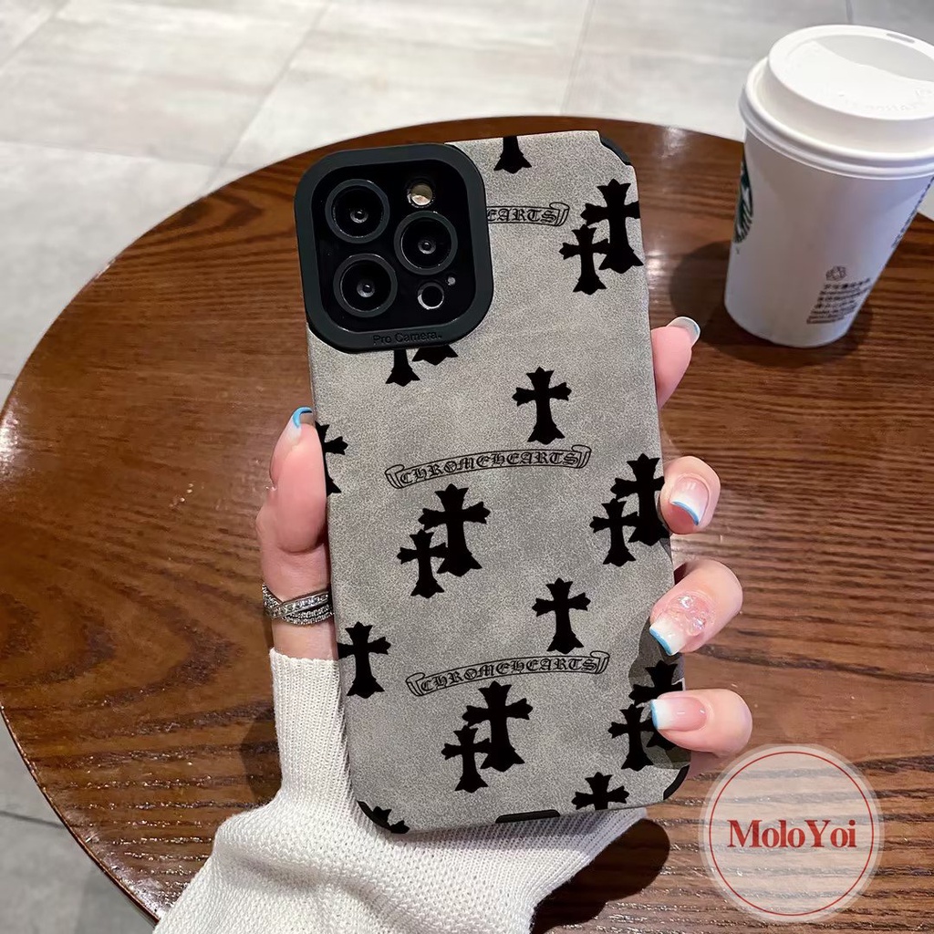 Stiker Tekstur Gaya Eropa Dan Amerika Case Kompatibel Untuk IPhone XR XS X Max11 7plus 12 13 14 Pro Max8 7 Plus Kulit Lembut Mewah Trendi Merek Chrome-Hati Ponsel Cover
