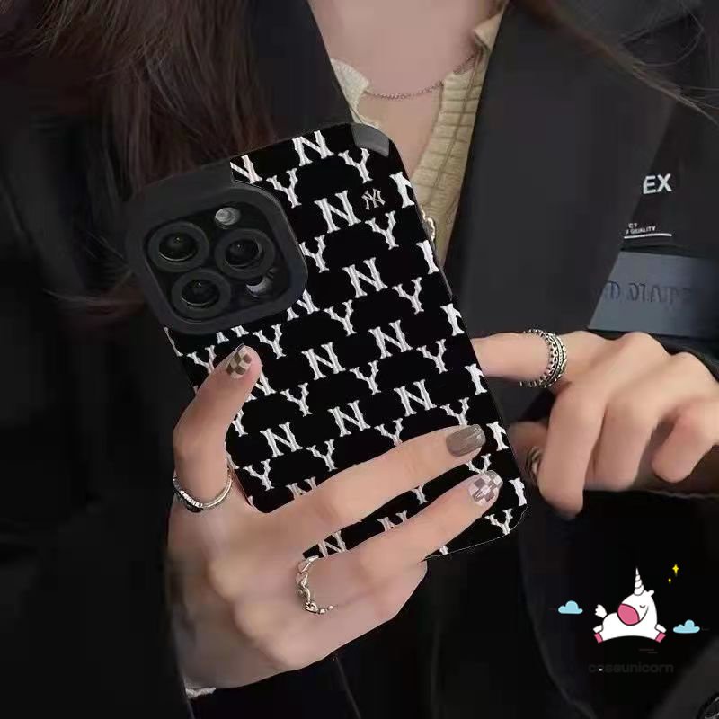 IPHONE Casing Ponsel NY Merek Trendi Kompatibel Untuk Iphone11 14 12 13 Pro MAX 7Plus 8Plus 7 8 Plus XR X XS MAX Silicon Tpu Lembut Shockproof Mewah Tekstur Kulit Phone Cover