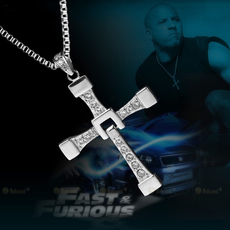 2023new Fast and Furious 10moive Cross Tourette Necklace Dominic Toretto Kristal Kalung Liontin Salib Yesus Untuk Pria Perhiasan