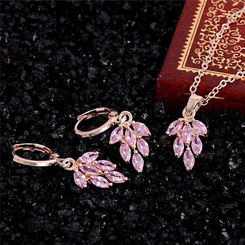 {rippleflower4.id} Set Perhiasan Fashion Wanita Berlapis Emas Berlian Imitasi Daun Anting Liontin Kalung~