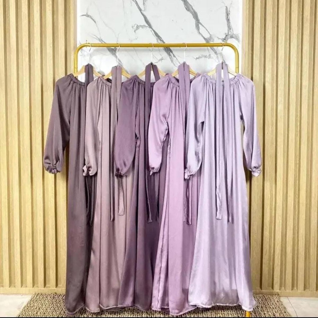 Floren Dress Shimmer Silk: Gaun Glamor dengan Sentuhan Elegan