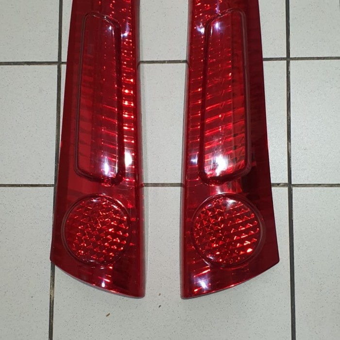 Reflektor atas AVANZA 2005-2011
