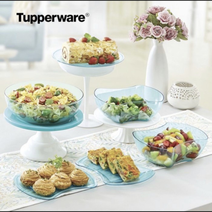 Tempat makan wadah saji Tupperware Domino Set - Domino Set