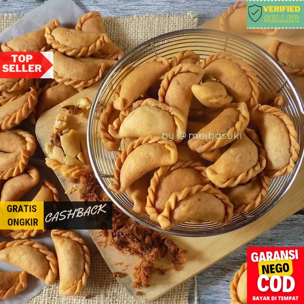 

Makanan ringan Pastel Mini Abon 500 gram .