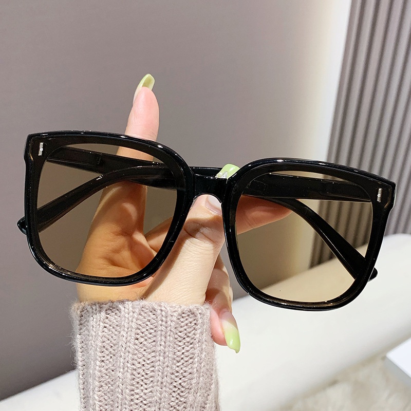 Kacamata Hitam Wanita2022Terbaru Lipat Kacamata Polarized Tabir Surya Tren Sunglasses PolarizeOutdoor Foldable Nyaman Shade