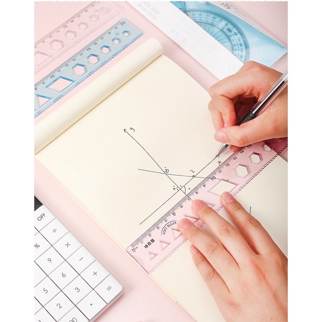 

SuperiorFlex Set Penggaris Anti Patah 4-in-1 untuk Segala Bentuk Geometri