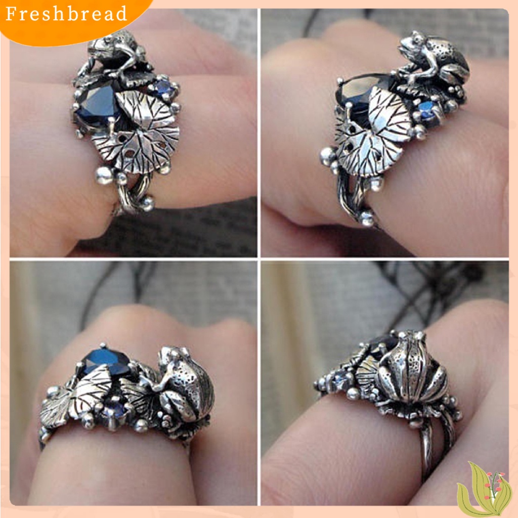 &lt; Freshbread &gt; Cincin Lotus Motif Katak Hadiah Perhiasan Tembaga Punk Berlian Imitasi Hollow Finger Band Untuk Wanita