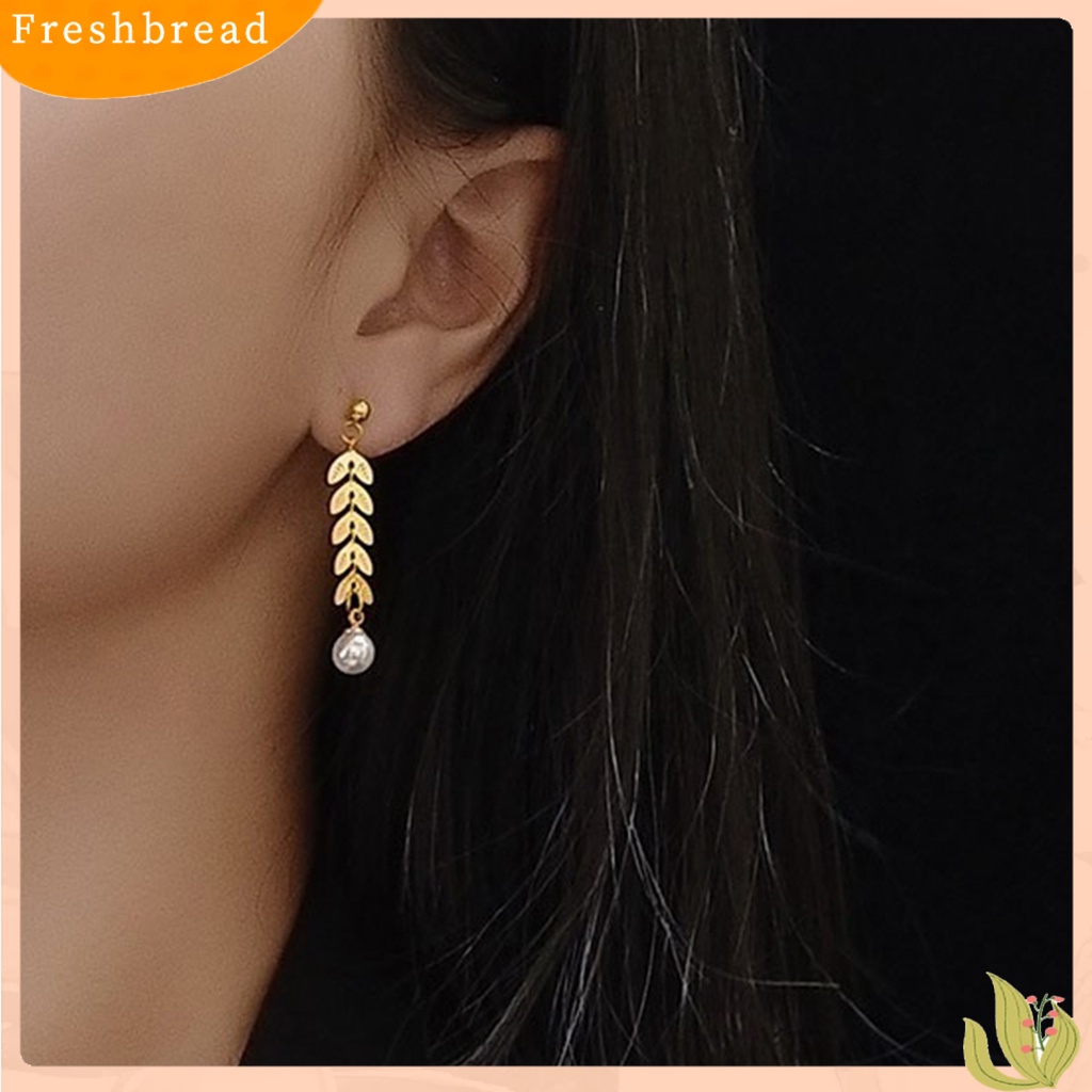 &lt; Freshbread &gt; 1pasang Anting Pejantan Bersinar Mutiara Imitasi Rumbai Desain Geometris Bentuk Reguler Dekorasi Colorfast Lady Elegan Anting Panjang Aksesoris Pakaian