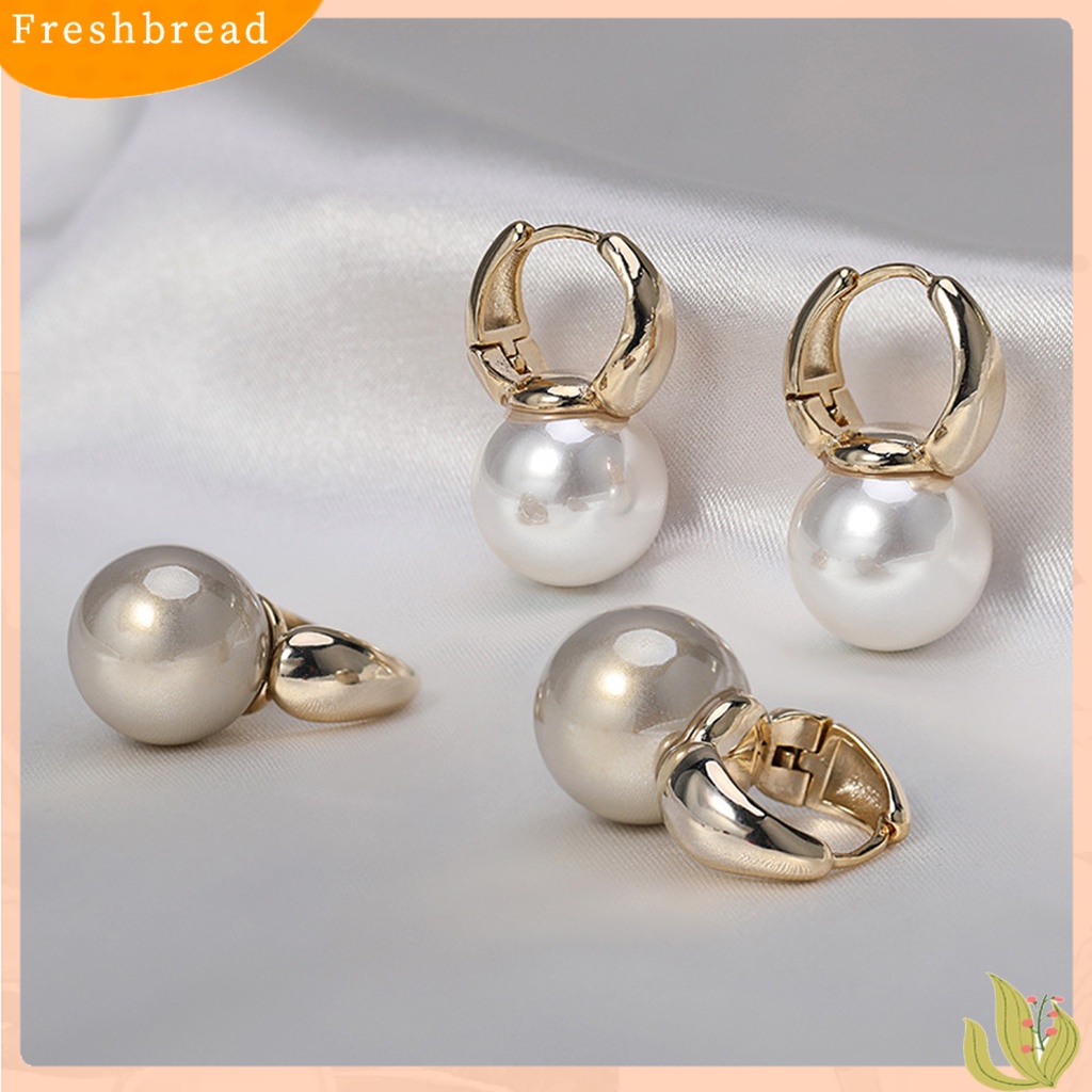 &lt; Freshbread &gt; 1pasang Anting Hoop Temperamen Elegan Minimalis Geometris Electroplating Hias Hadiah Wanita Mutiara Imitasi Menjuntai Anting Eardrop Perhiasan Aksesori Fashion