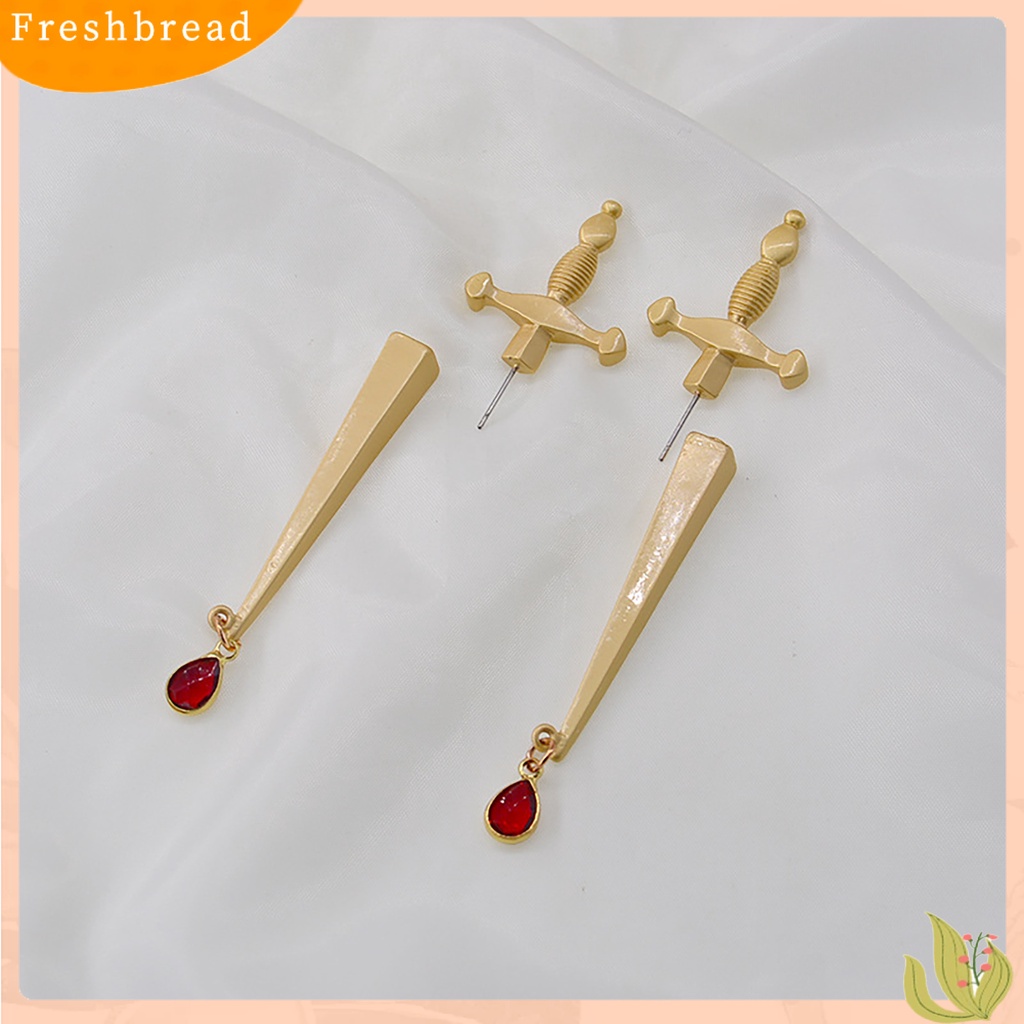 &lt; Freshbread &gt; Wanita Simulasi Darah Tersumpah Dagger Eardrops Pribadi Stud Anting Hadiah