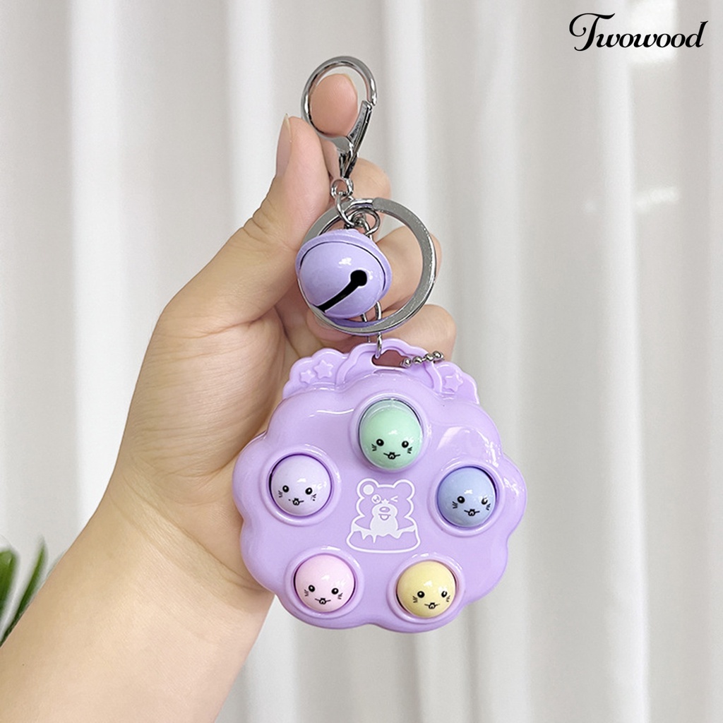 Twowood Whack-a-mole Gantungan Kunci Indah Nostalgia Kartun Liontin Dengan Bell Menghilangkan Bosan Gelisah Mainan Mini Portabel Konsol Game Gantungan Kunci Hadiah Natal