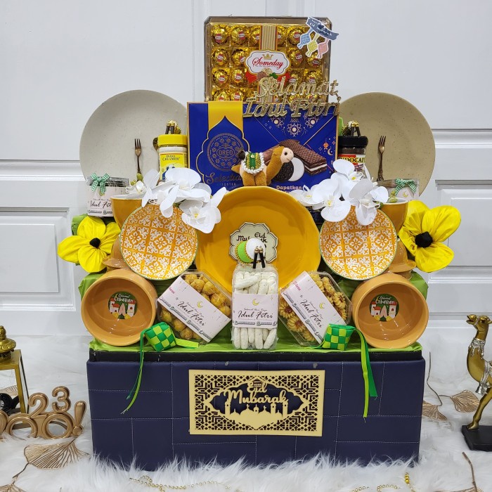 

Paket Dekorasi Lebaran Idul Fitri Hampers Parcel Hadiah Kue Kering 075