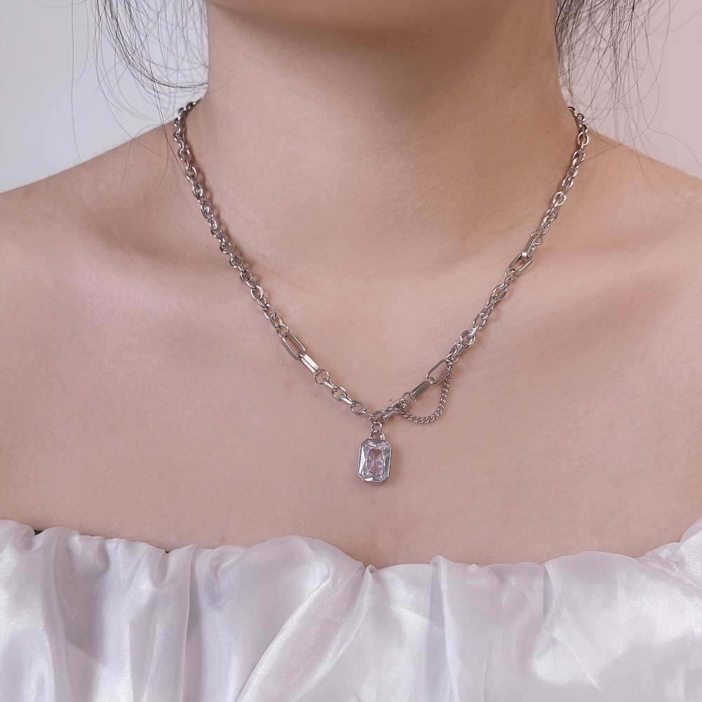Fashion Korea Octagon Zircon Pendant Kalung Wanita