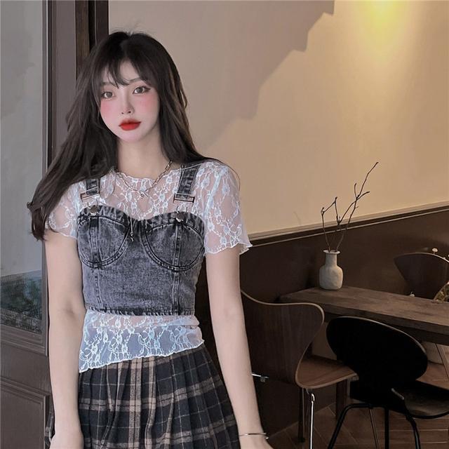 Red Setelan one-piece pahlawan sekolah keren ~ dasar renda putih jacquard + rompi denim retro setelan suspender pendek