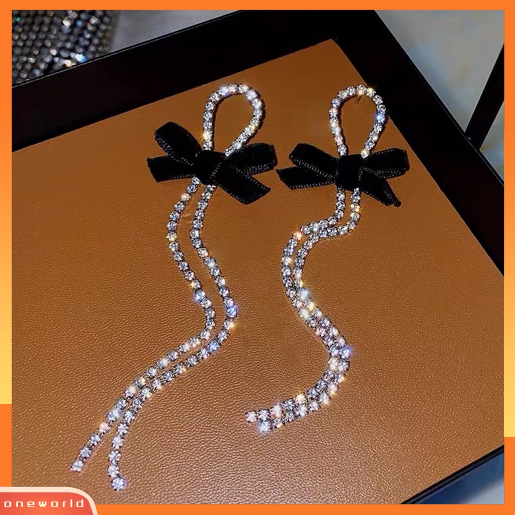 [EONE] 1pasang Anting Wanita Berkilau Semua Pertandingan Shiny Efek Visual Desain Rumbai Panjang Anti-Oksidasi Hias Alloy Wanita Bow-knot Earrings Perhiasan Pesta Pernikahan Untuk Wanita