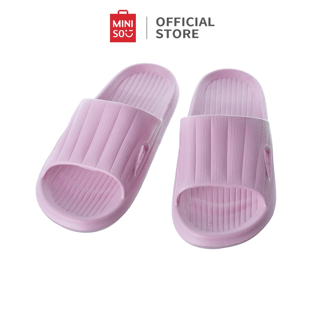 MINISO Sendal Slop Sandal Wanita Rumah Slipper Sepatu Sendal Wanita Kekinian Selop Comfortable Nyaman Flip Flop Sandal Rumah Berkualitas EVA Sandal Kamar Mandi Berbahan Empuk Sandal Karet Couple Polos