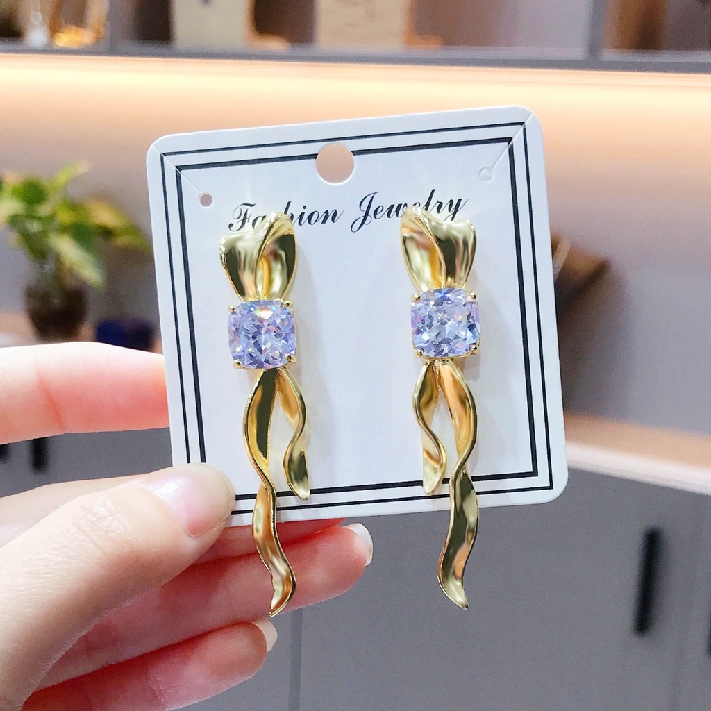 Goldkingdom Aksesoris Perhiasan Fashion Ready Stock Tali Logam Anting Persegi Fashion Jarum Perak Anting Panjang Perempuan