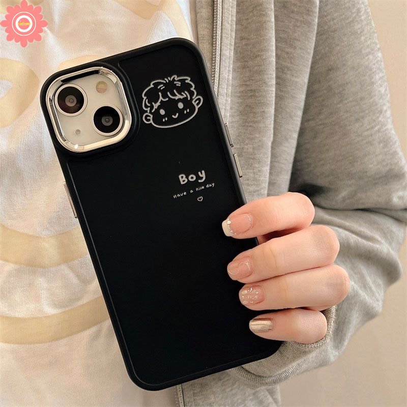 IPHONE Pasangan Cute Boy Girl Case Kompatibel Untuk Iphone7 8plus11 13 14 12 Pro MAX X XR 8plus XS MAX 7plus Bingkai Lensa Logam Plating Sederhana Lembut Tpu Penutup Belakang